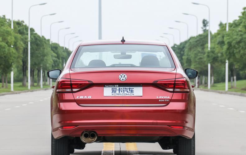 panda sports_
以自信自强的姿态到场第一次社会“大考”(图1) panda sports