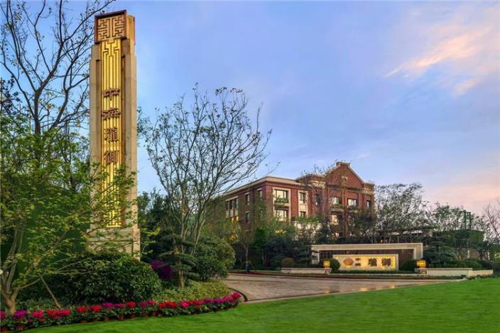 《迷与狂》爆”涉世之初”版预告引共鸣 懵懂青春甘苦自知|xiongmao体育(图1) 熊猫体育